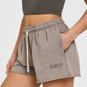 Women’s Large ONER ACTIVE Raw Lounge Oversized Cotton Shorts Washed Warm Sand